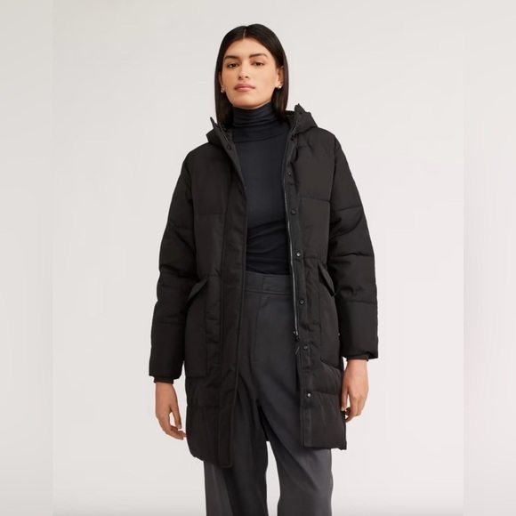 EVERLANE The ReNew Long Puffer in Black Medium - Picture 2 of 14